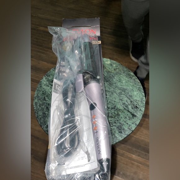 Revlon digital curling iron - Picture 5 of 5